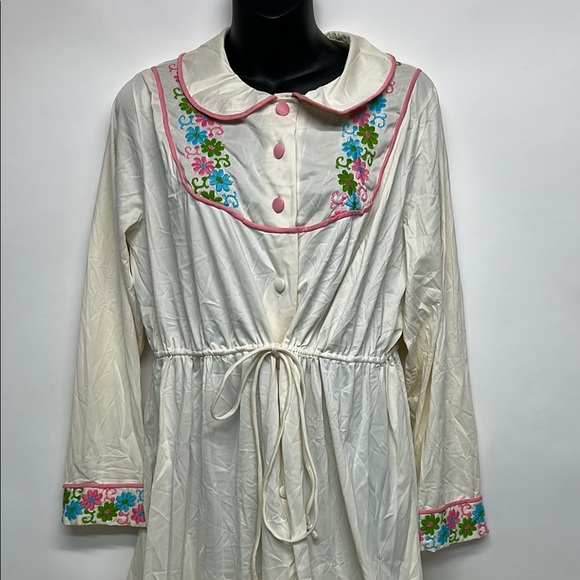 Floral Embroidered cream vintage with embroidery 1960s JCPenney robe size large - Picture 1 of 7